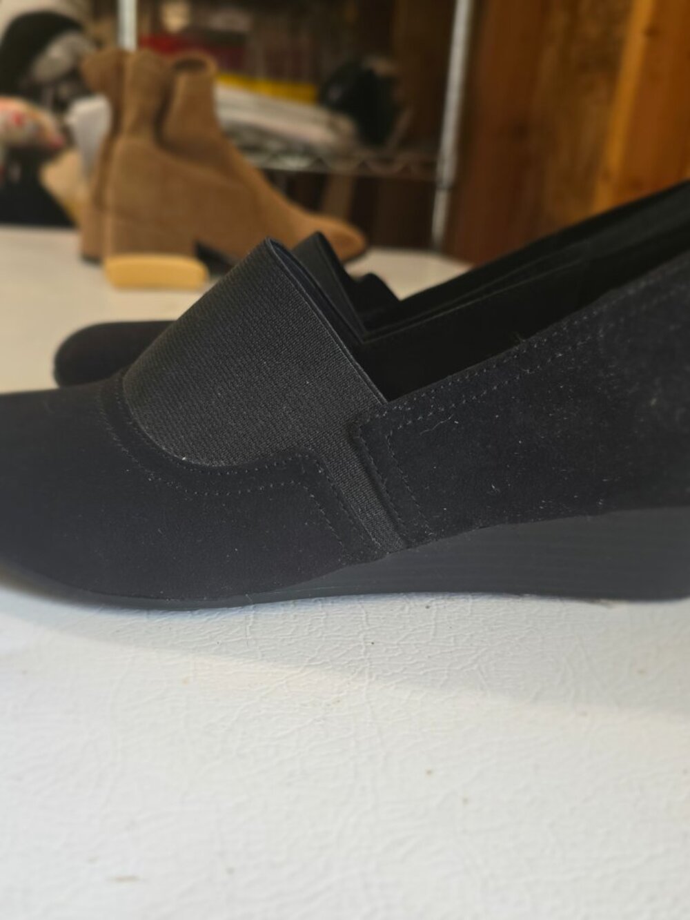 MIA Amore Sofia Black Suede Wedge Shoes Women's Size 6M Memory Foam Comfort